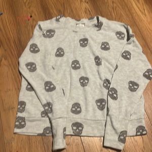 Cotton skull long sleeved pajama shirt